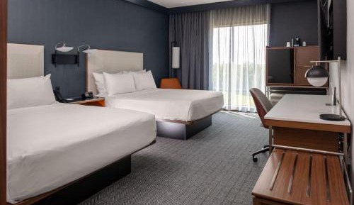 Double Queen Room
