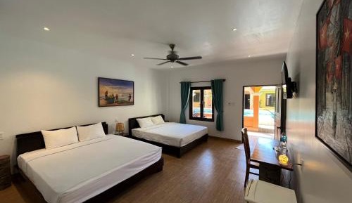 Deluxe Quadruple Room