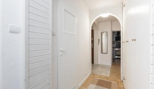 Basic Triple Room with Shared Bathroom