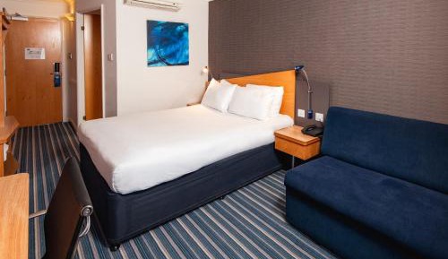 Standard Double Room with Free Hot Breakfast