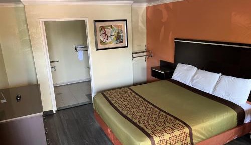 King Room - Disability Access