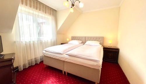 Queen Suite