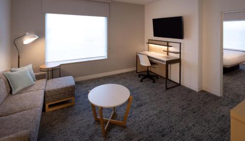 One-Bedroom King Suite - City View