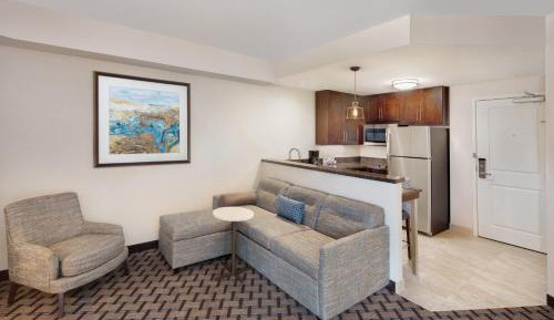 Junior Corner King Suite with Sofa Bed