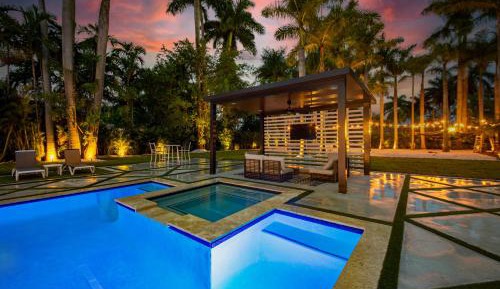 Deluxe Villa