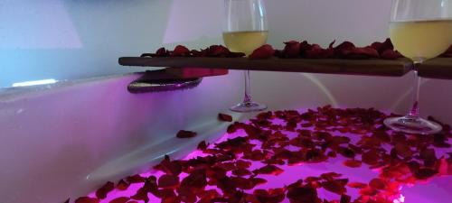 Studio with Spa Bath
