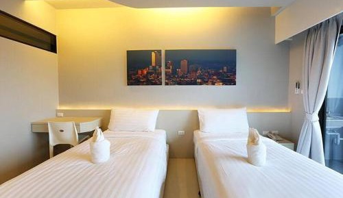 Standard Twin Room