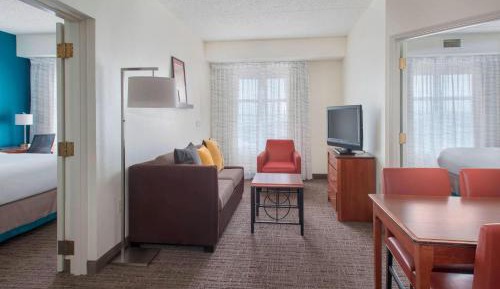 Two-Bedroom Queen Suite with Sofa Bed