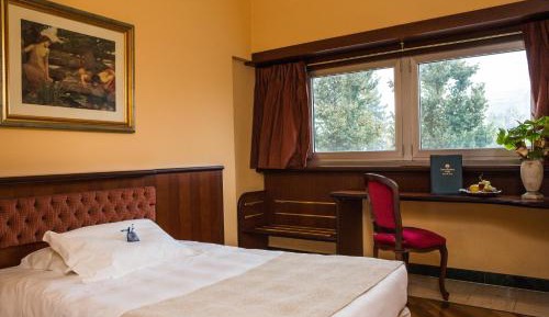 Double Room with French Bed