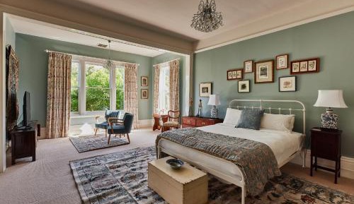 Superior Queen Room