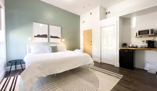 King Room