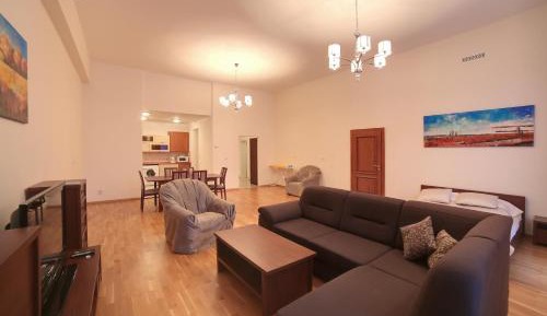 Apartment (4 Adults)