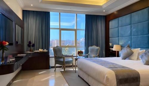 Deluxe King Room