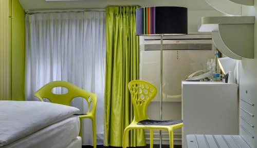 Small Single Room