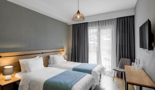Twin Room with City View
