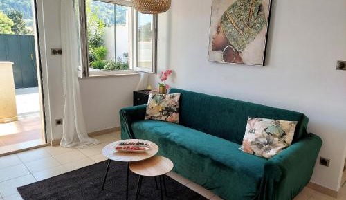 One-Bedroom Apartment with Terrace