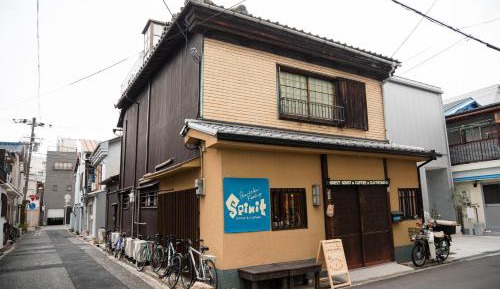 Three-Bedroom Townhouse