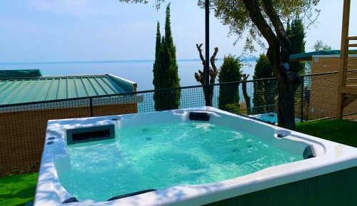 Mobile Home with lake view ans Spa 