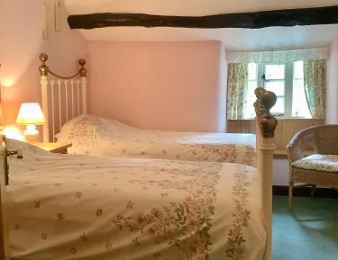 Upstairs Twin Room