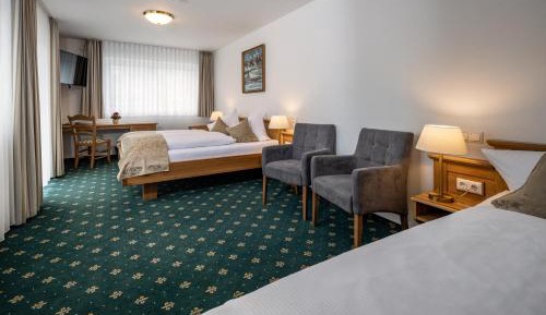 Deluxe Triple Room