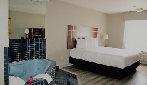 King Room with Spa Bath - Non-Smoking