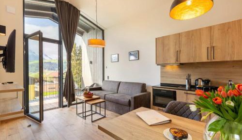 Two-Bedroom Apartment (6 Adults)