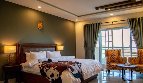 Deluxe Double or Twin Room
