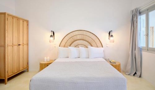 Double Room with Balcony and Sea View