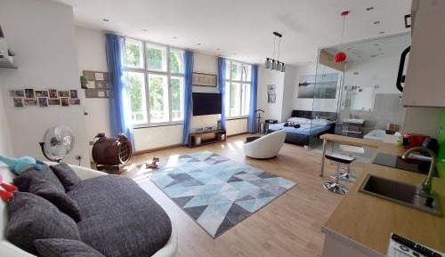Studio Apartment