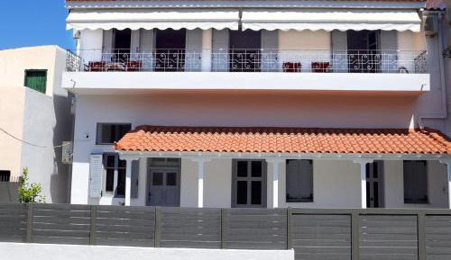 Two-Bedroom Apartment with Balcony and Sea View