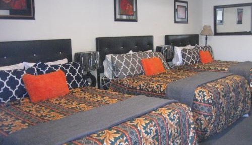 Deluxe Family Room