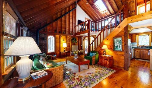 Four bedroom holiday home 