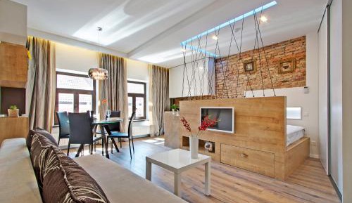 Apartment (2 Adults)
