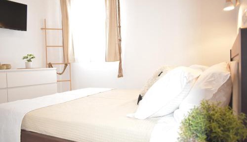 Studio Apartment with Sea View