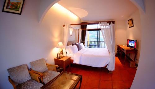 Deluxe Double Room with Bath