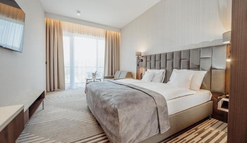 Deluxe  Double Room with balcony and air conditioning