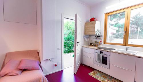Apartment with Garden View