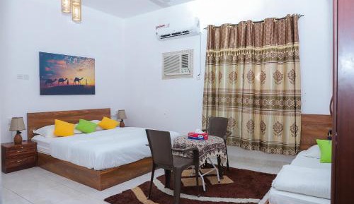 Deluxe King Suite
