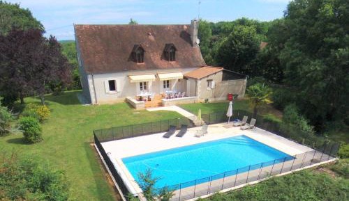 Seven-Bedroom House