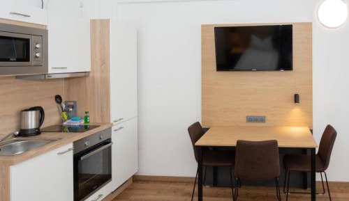 Studio Apartment L with Kitchen
