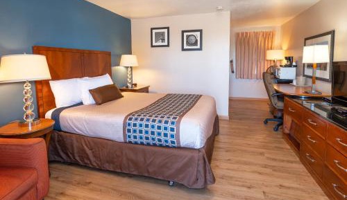 Standard Queen Room