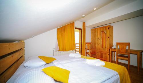 Triple Room with Balcony