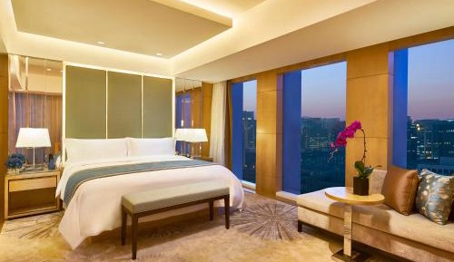 Premier Suite