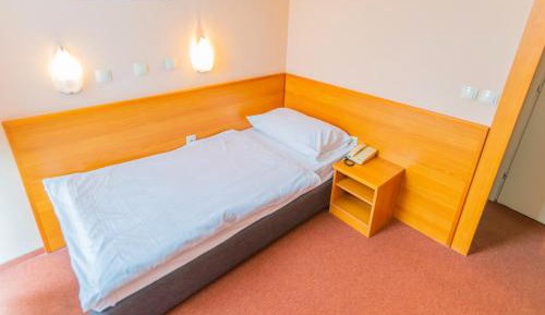 Economy Twin Room