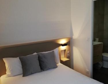 Studio (2 Adults)