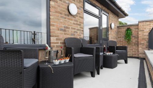 Apartment with Terrace