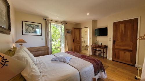 Deluxe Double Room with Shower-Figuier
