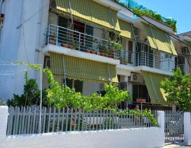 Triple Room with Balcony