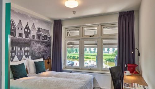 Superior Deluxe Double or Twin Room 