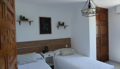 Twin Room with Private Bathroom